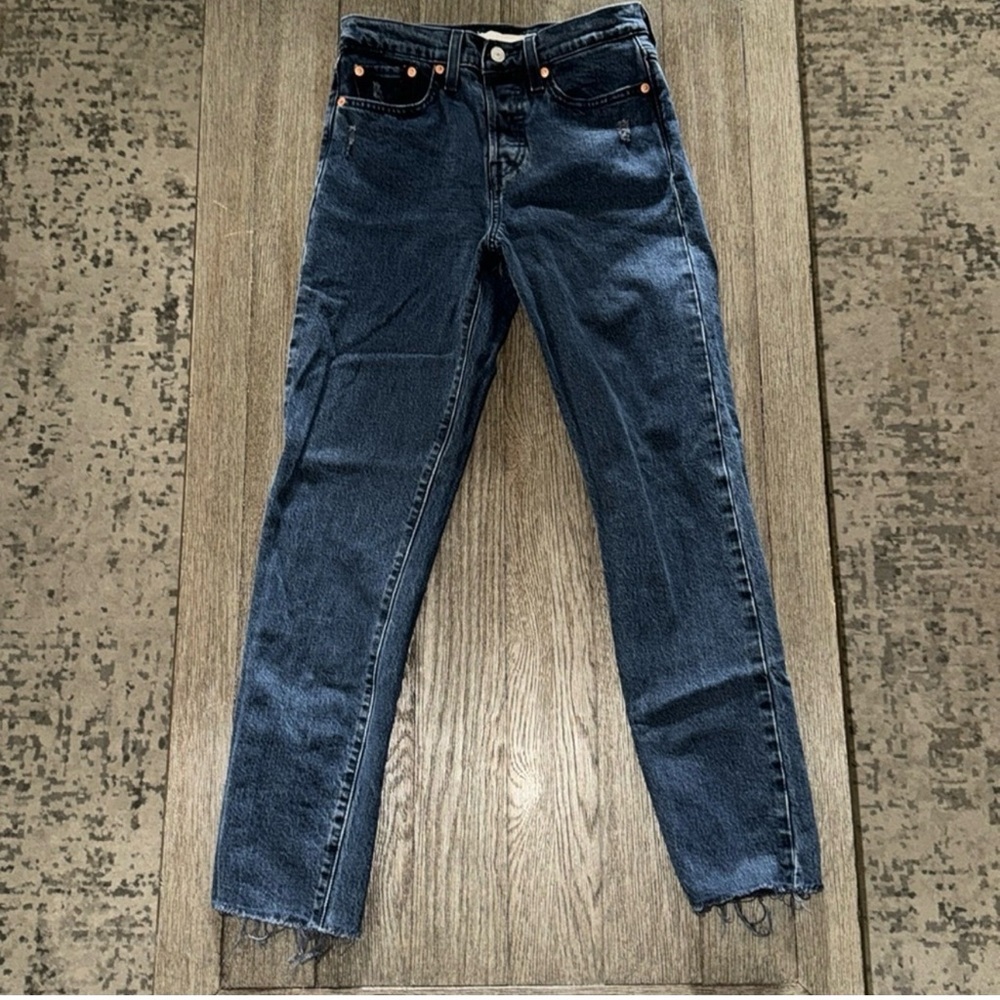 Levi’s Premium WEDGIE ICON FIT ANKLE JEANS Black And Blue Dark Wash 25